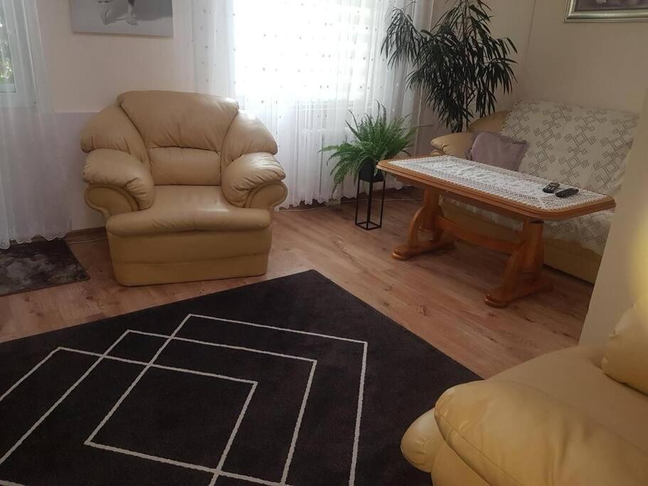 Topolowa 13 Mińsk Mazowiecki Exteriör bild