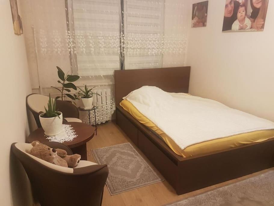 Topolowa 13 Mińsk Mazowiecki Exteriör bild